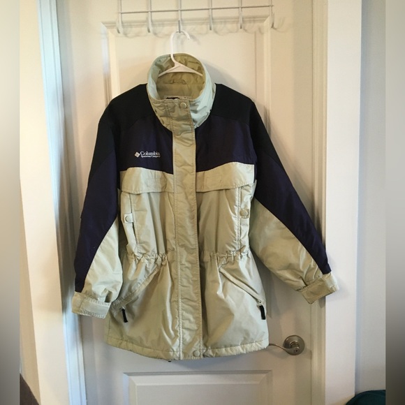 Columbia Woman’s Insulated Jacket S - Picture 1 of 11
